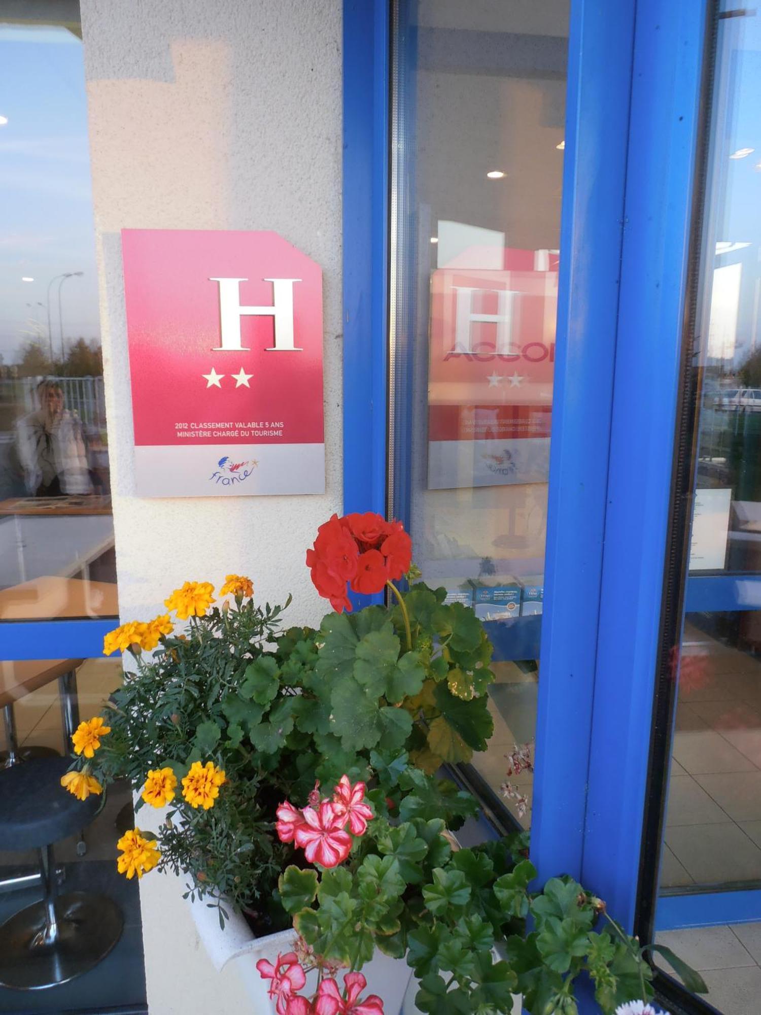 Ibis Budget Meung Sur Loire Exterior photo